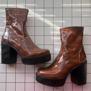 BRAND NEW BRATZ STYLE BOOTS